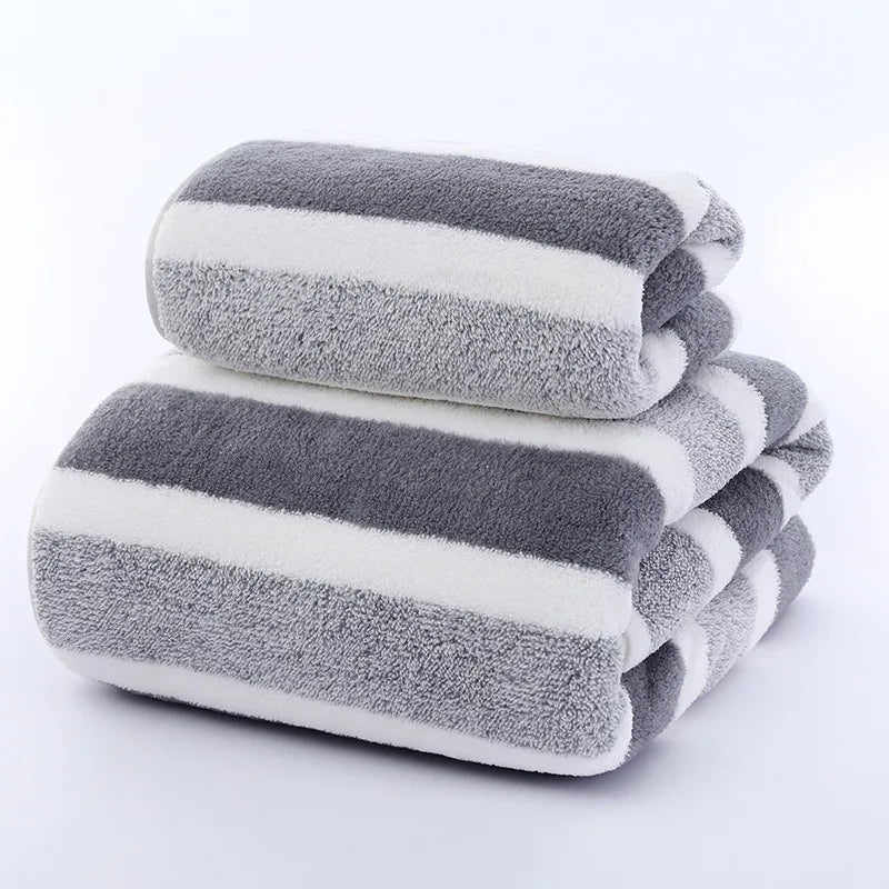 thick bath towel strong water absorption and quick drying non shedding durable Ultra Soft - very suitable for families beaches