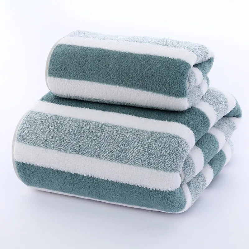 thick bath towel strong water absorption and quick drying non shedding durable Ultra Soft - very suitable for families beaches